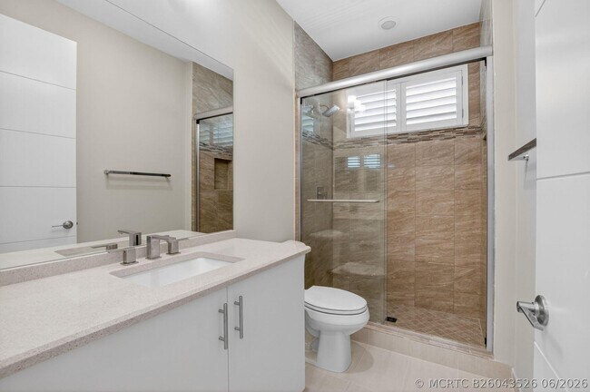 Building Photo - 17089 Rainbow Fls Trl