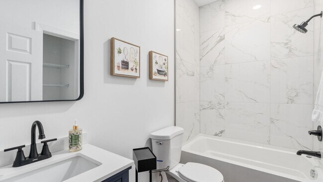 Building Photo - Fully Renovated 3BR House in Richmond