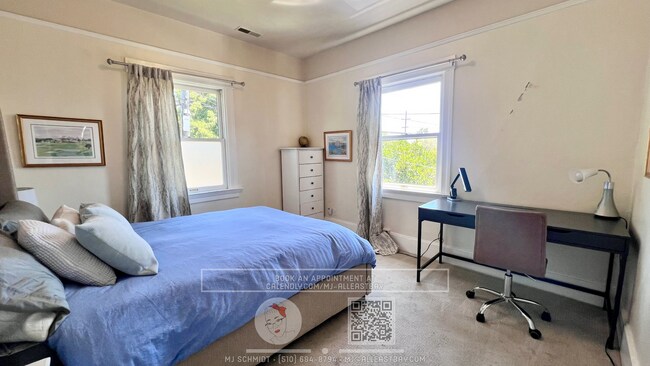 Building Photo - Large top floor 3 bedroom fully furnished walking distance to UC Berkeley Campus!