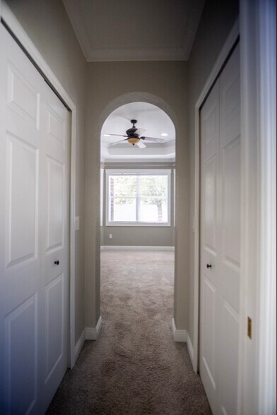 Building Photo - 1072 Hermosa Way