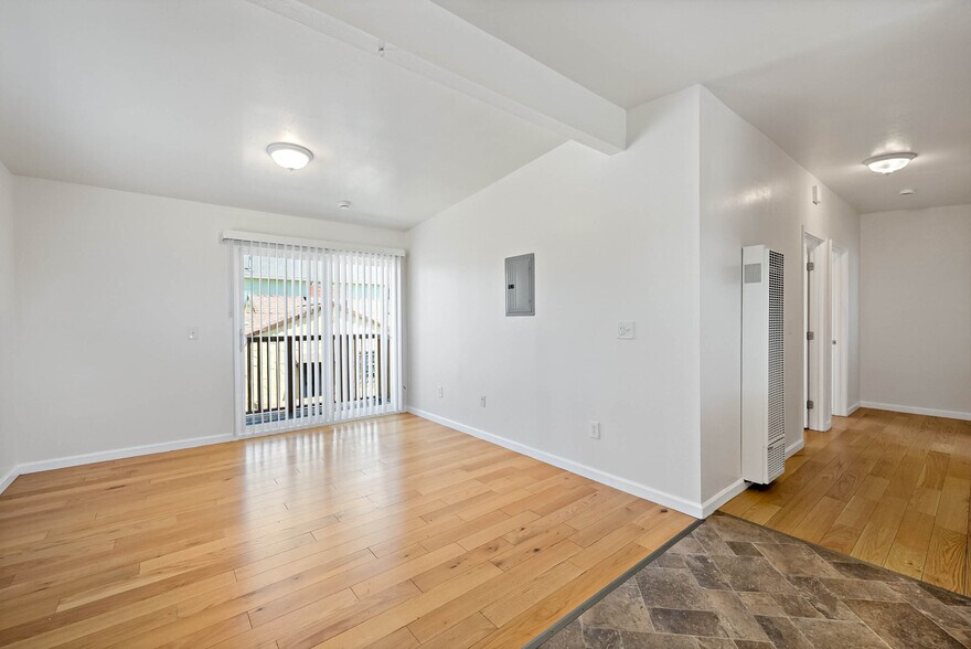 Building Photo - 230 Sanford Ave