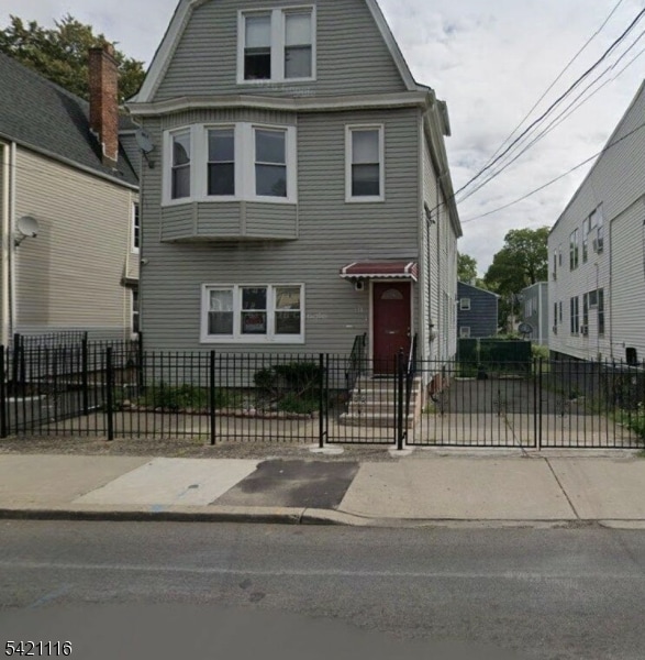 Building Photo - 138 Stuyvesant Ave.