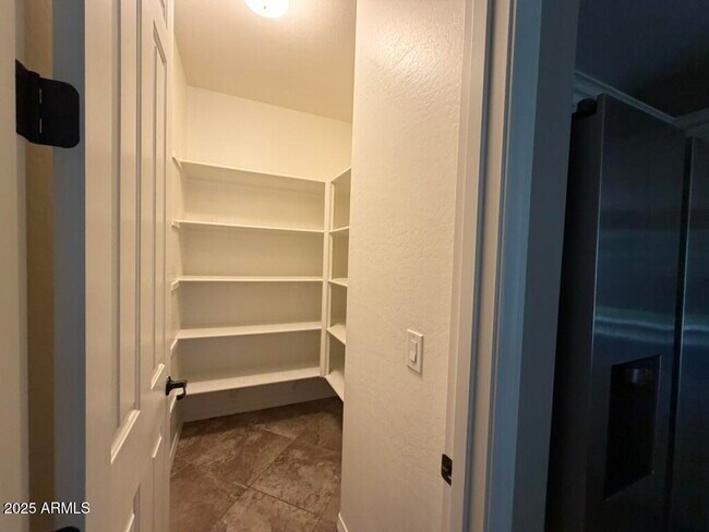 Building Photo - 297 E Kaibab Dr