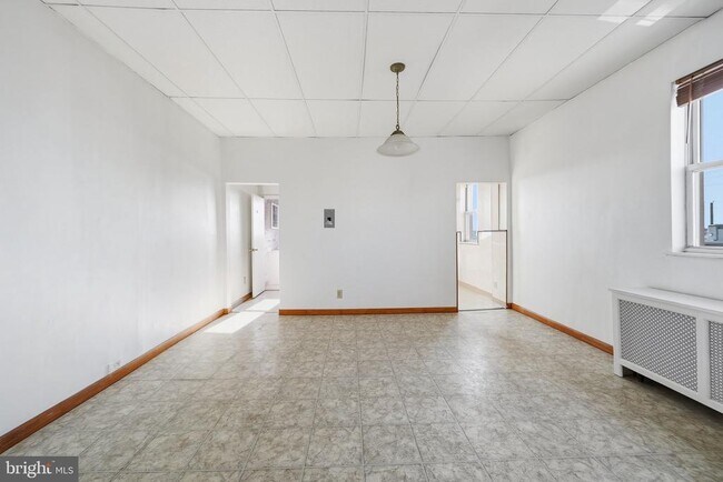 Building Photo - 2229 S 11th St