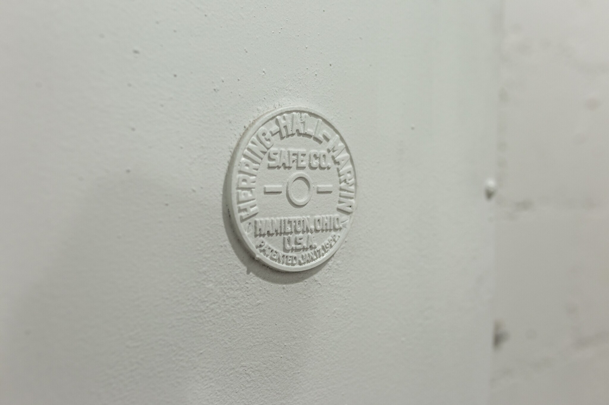 Building Photo - 470 Brainard St