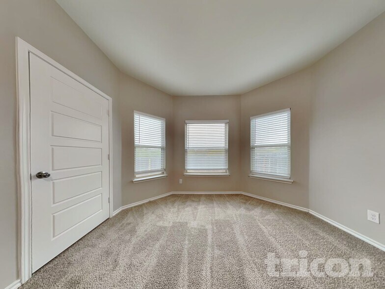 Building Photo - 3907 Josephs Run