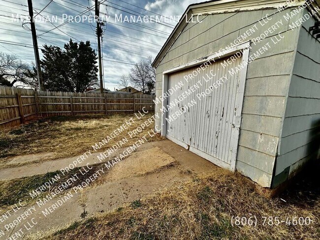 Building Photo - 2301 35th St