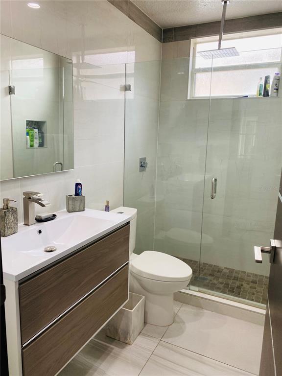 Building Photo - 1917 Pamlynne Pl