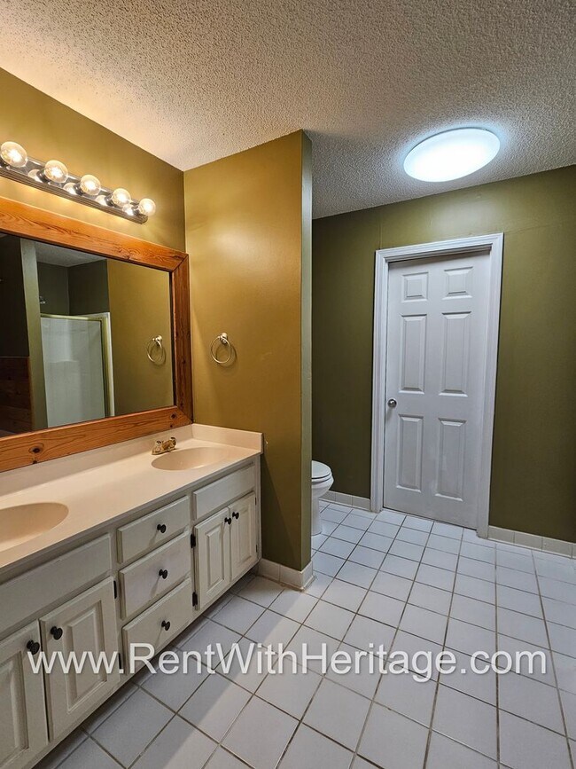 Building Photo - 6849 Quail Pl