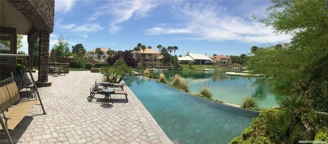 Building Photo - 8741 Newport Isle Ct