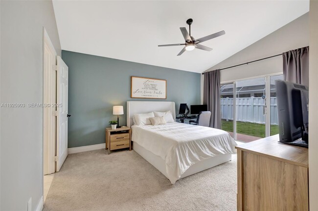 Building Photo - 396 Bedford Ave