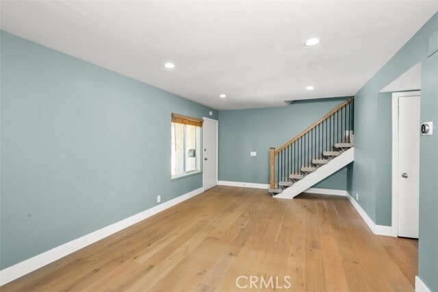 Building Photo - 10300 Columbia River Ct