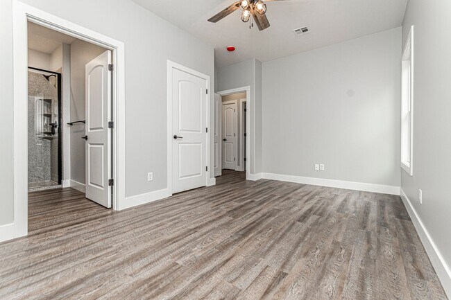 Building Photo - Please View 3D Virtual Walk-Through Before Scheduling a Showing