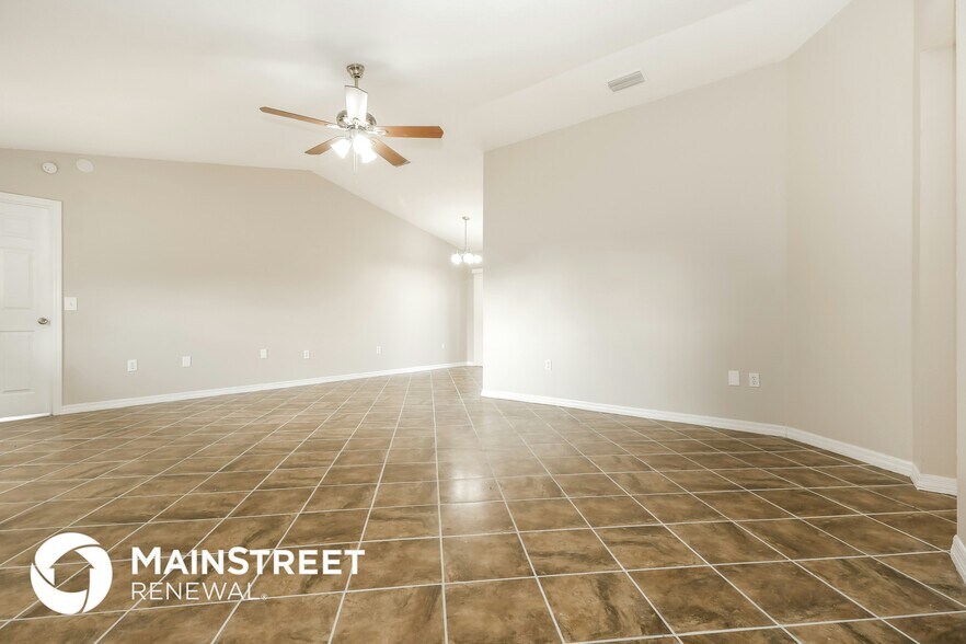 Building Photo - 7943 Indian Heights Dr