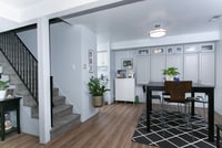 Building Photo - 3 bed 2 bed - in unit laundry - condo!