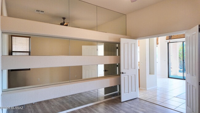 Building Photo - 4579 S Camino del Tejon