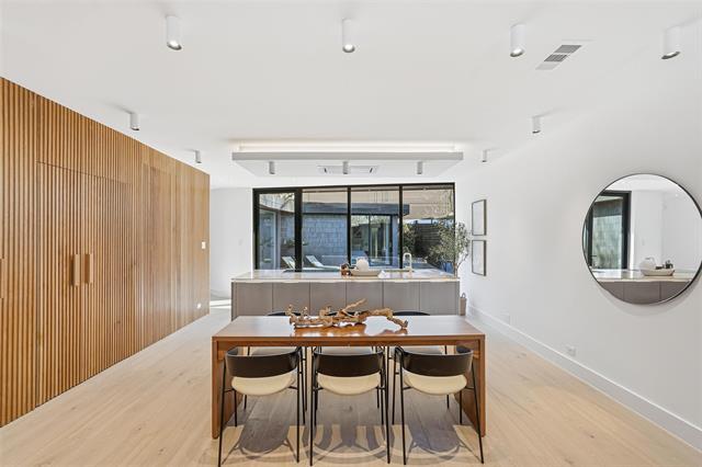 Building Photo - 6822 Victoria Ave