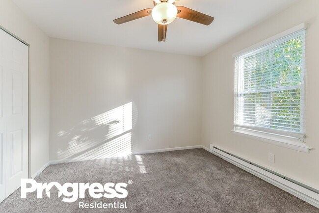 Building Photo - 508 Loch Lomond Dr