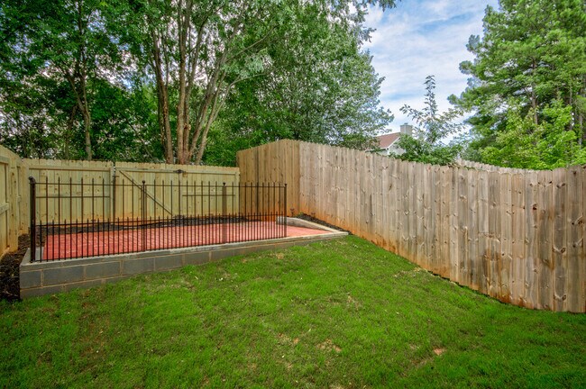 Building Photo - 3619 Brycewood Dr