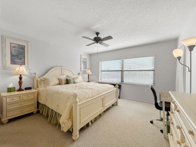 Building Photo - Fully Furnished Resort-Style Waterfront Living at Pasadena Cove - 2Bed|1Bath