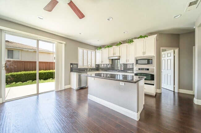 Building Photo - House in a gated community in Rancho Cucam...