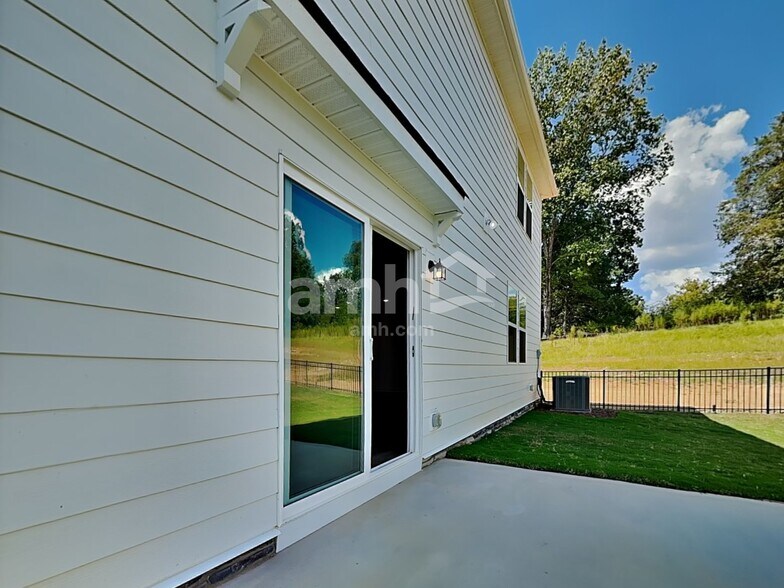 Building Photo - 3530 Jefferson Cor Ln
