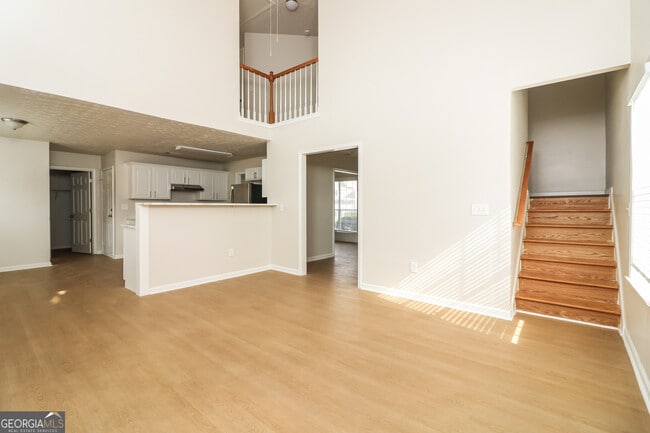 Building Photo - 7915 Clearview Cir