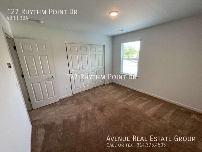 Building Photo - 127 Rhythm Point Dr