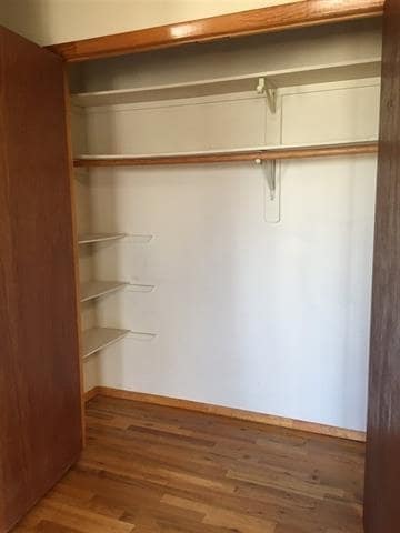 Building Photo - 208 1st St