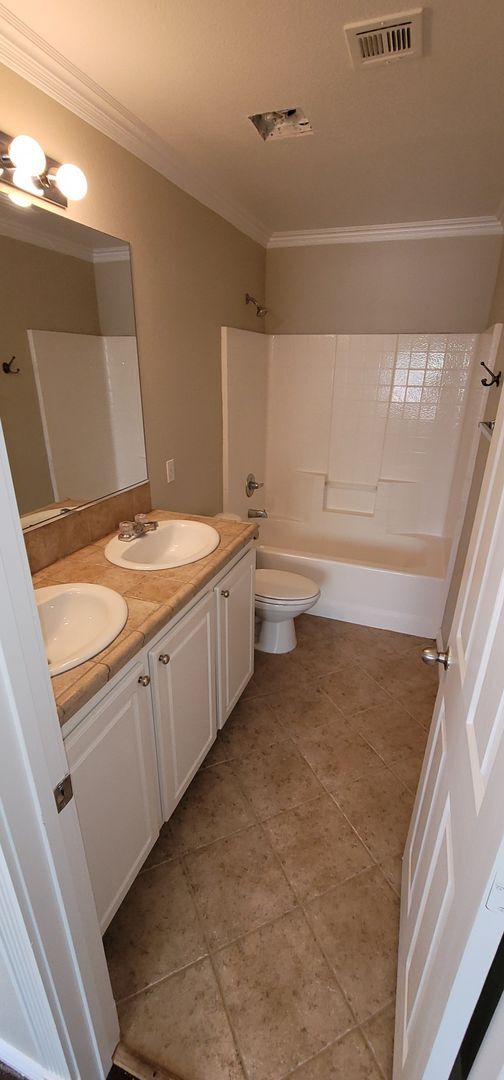 Building Photo - Beautiful Home in Summerlin