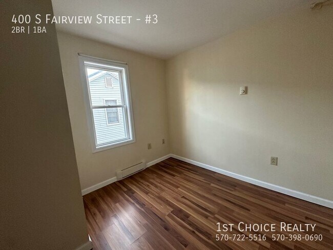 Building Photo - 400 S Fairview St