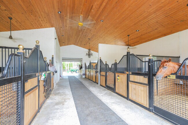 Building Photo - 13230 Running Water Rd