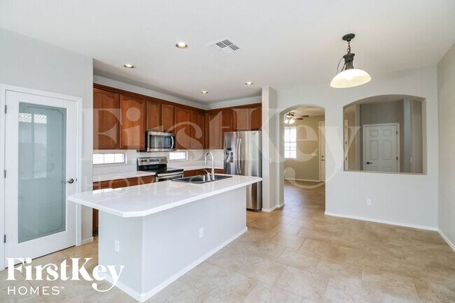 Building Photo - 3767 E Stampede Dr