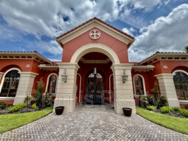 Building Photo - 2713 Via Murano