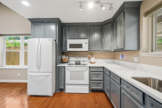 Building Photo - 17511 Favor Bend Ct