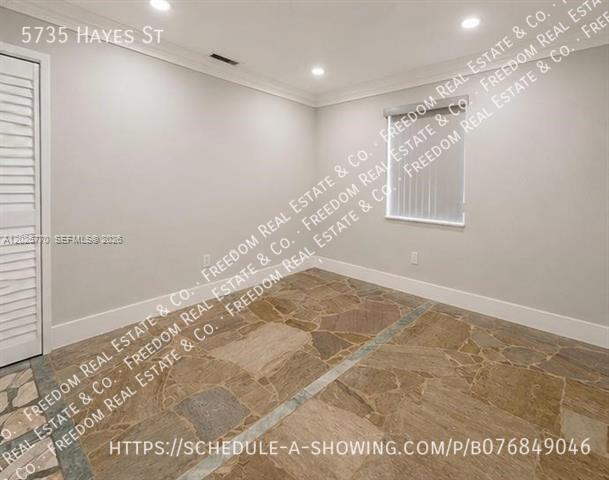 Building Photo - 5735 Hayes St