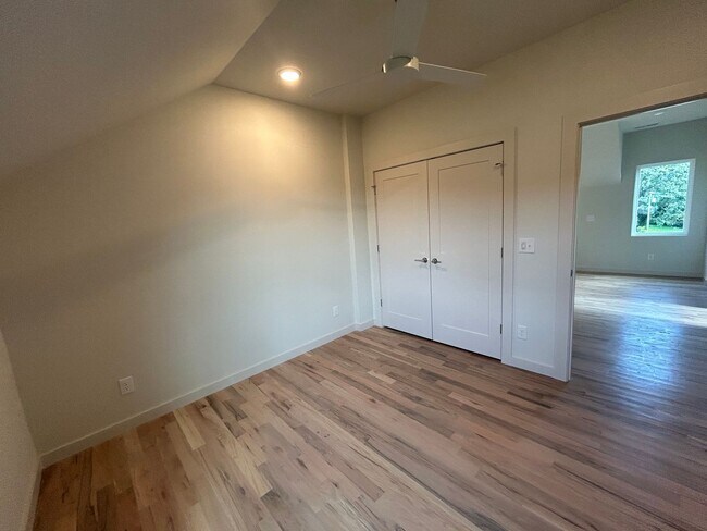 Building Photo - Amazing New Construction North Nashville!