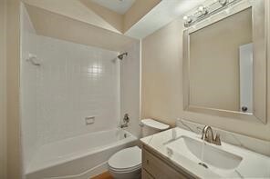 Building Photo - 3362 Continental Dr