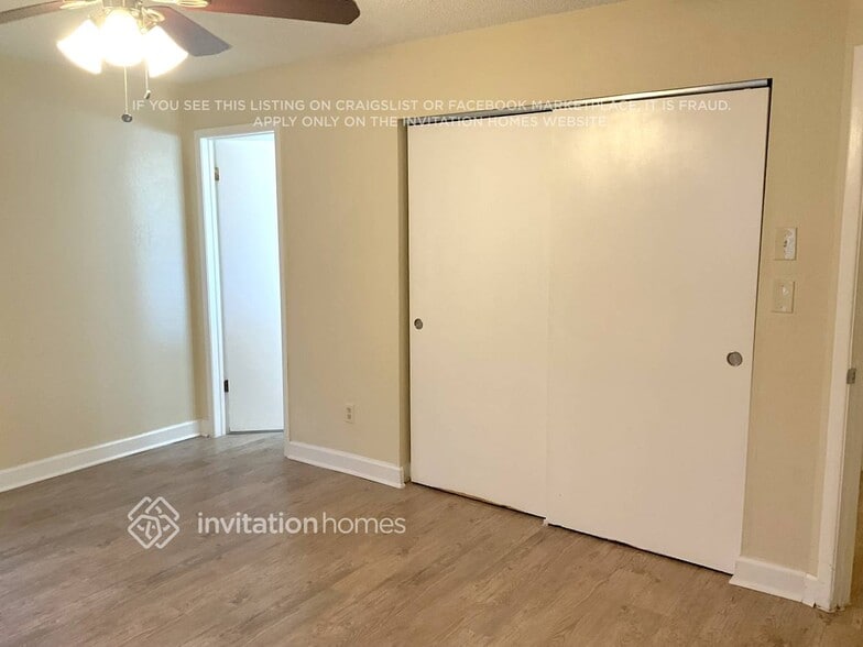 Building Photo - 6774 88th Ave N