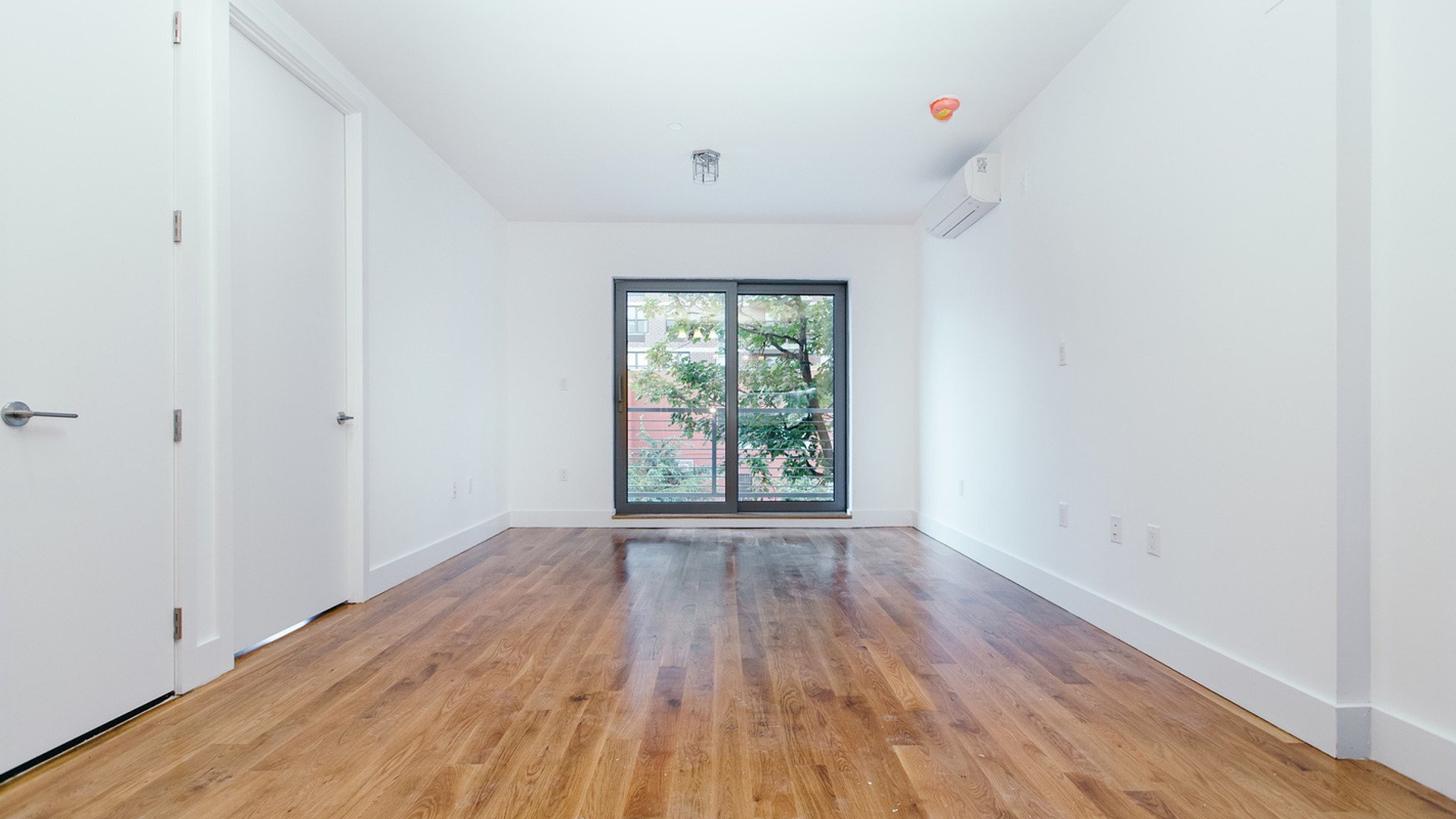 Building Photo - 876 Bergen St