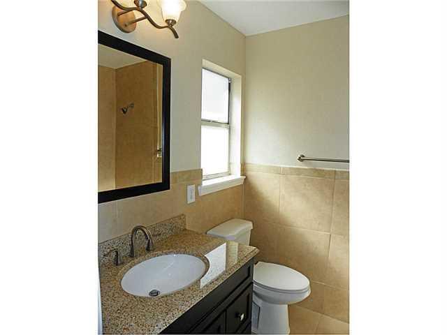 Building Photo - 333 Lomont Dr