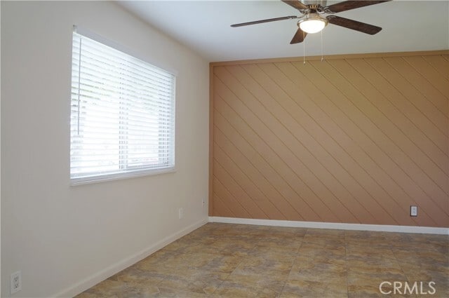 Building Photo - 10650 White Oak Dr