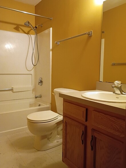 Building Photo - 2960 Megan Cir