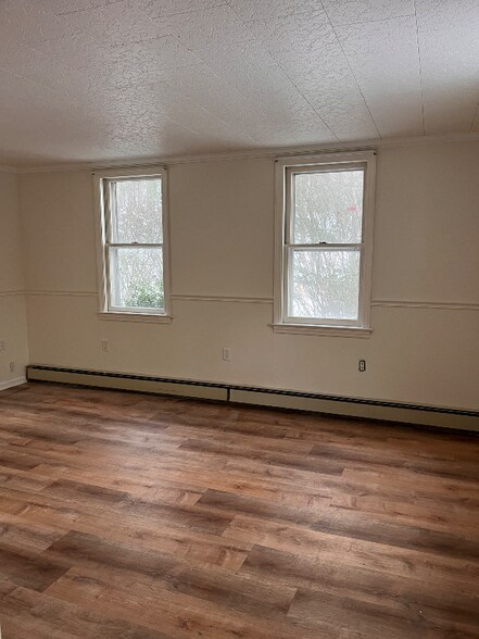 Building Photo - 120 Wooddale Rd