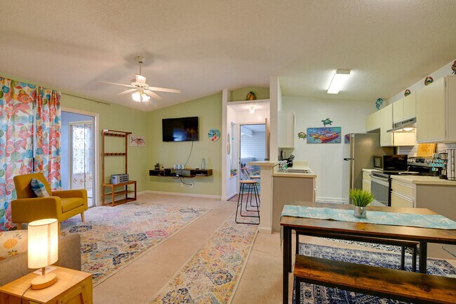 Building Photo - 140 Spanish Oak Dr