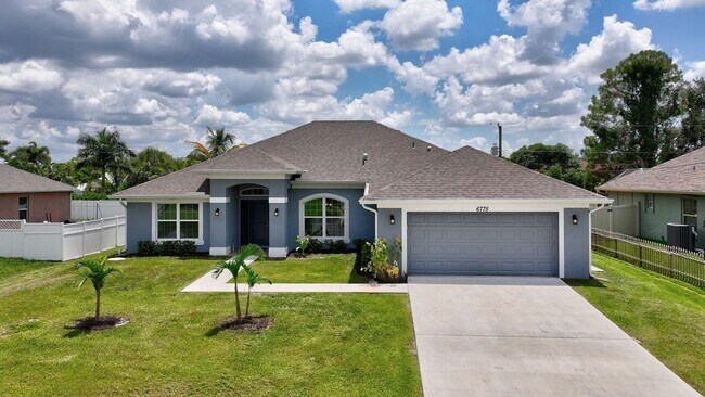 Building Photo - 6775 NW Abigail Ave