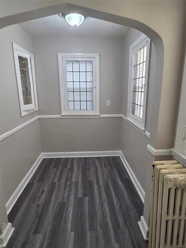 Building Photo - 5274 Nottingham Rd