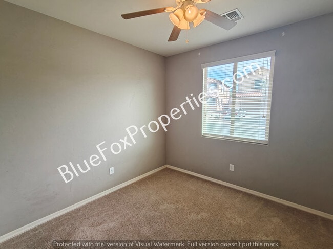 Building Photo - 12855 N Oak Creek Dr