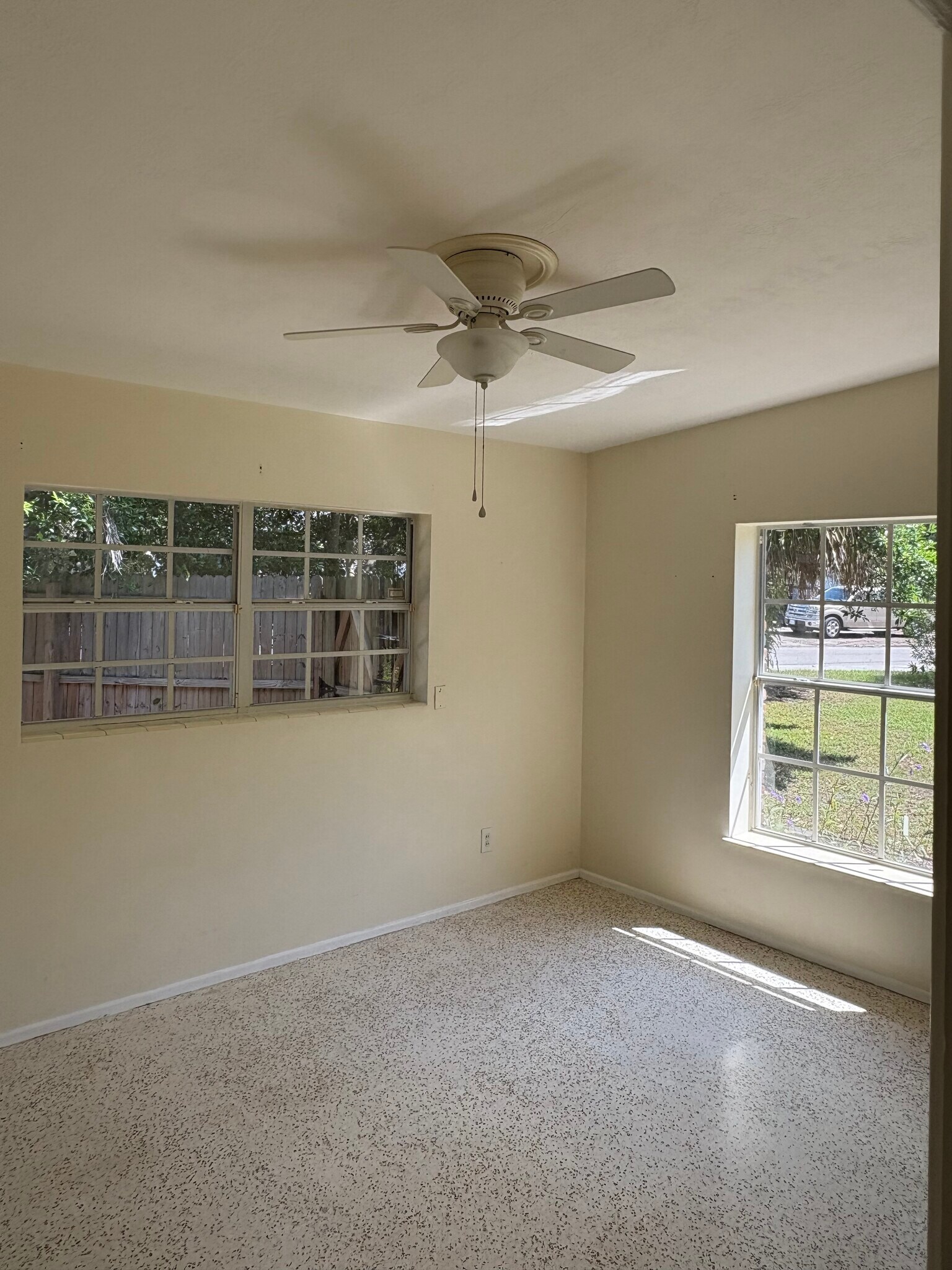 Building Photo - 1200 Tanager Dr