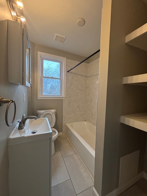 Building Photo - 10XX E Cold Spring Ln